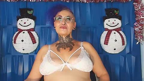 Snapshot of sandyrosee_ chatting on 12-09-24, 08:44 Sandy Rose online show from 12-09-24, 08:44