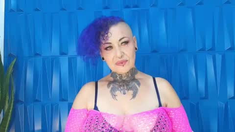 Snapshot of sandyrosee_ chatting on 01-01-25, 04:50 Sandy Rose online show from 01-01-25, 04:50