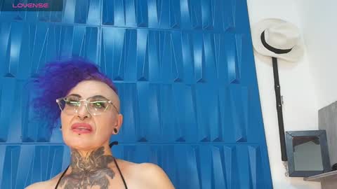 Snapshot of sandyrosee_ chatting on 01-30-25, 10:19 Sandy Rose online show from 01-30-25, 10:19