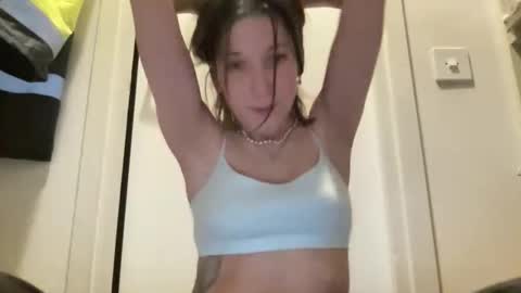 Sandy online show from 11-23-25, 09:03