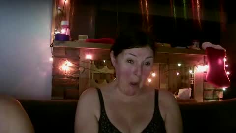 sanroom online show from 12-18-24, 03:55