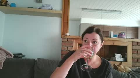 sanroom online show from 09-22-25, 12:18