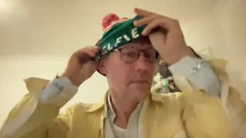 Snapshot of santaclausonice chatting on 12-16-25, 07:24 santaclausonice online show from 12-16-25, 07:24