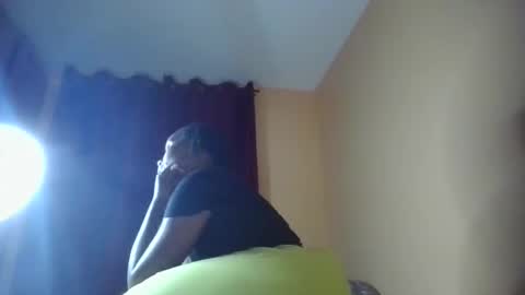 Snapshot of santalucious chatting on 03-17-26, 06:33 santalicious online show from 03-17-26, 06:33