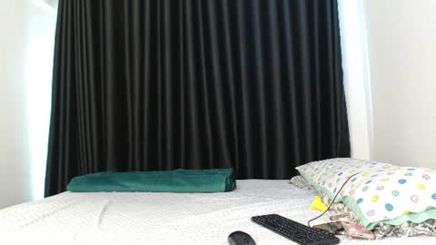Snapshot of santana_sweets chatting on 06-11-26, 12:03 santana_sweets online show from 06-11-26, 12:03