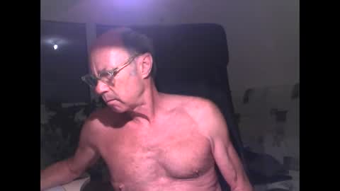 Snapshot of santhi56 chatting on 05-08-26, 08:08 santhi56 online show from 05-08-26, 08:08