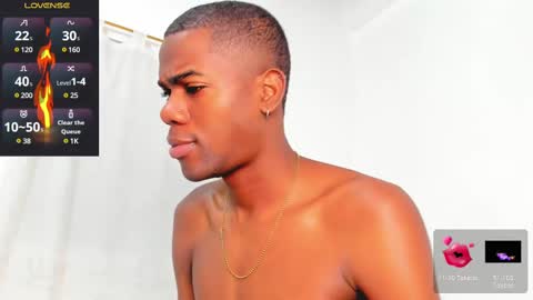 Snapshot of santi_brown1 chatting on 02-09-25, 11:15 Santibrown online show from 02-09-25, 11:15