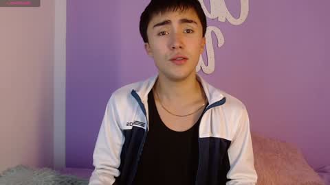 Snapshot of santi_fabulous chatting on 12-04-24, 04:10 santi_fabulous online show from 12-04-24, 04:10