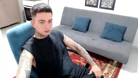 Snapshot of santi_ss chatting on 12-19-25, 03:41 santi_ss online show from 12-19-25, 03:41