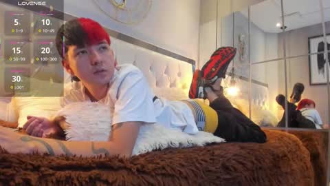 SANTIAGO  online show from 03-18-26, 10:46