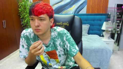 SANTIAGO  online show from 04-05-26, 10:51