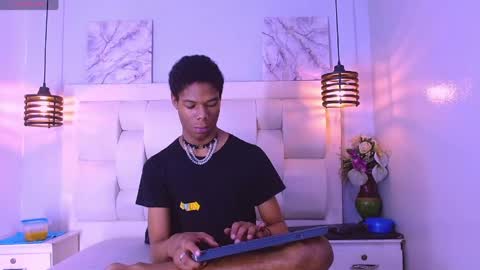 Santiiiiii  online show from 04-16-26, 06:52