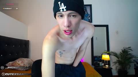 SANTAGO online show from 09-18-25, 06:48