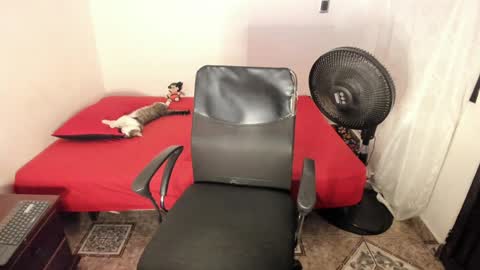 Julius Novachrono  online show from 01-27-25, 12:01