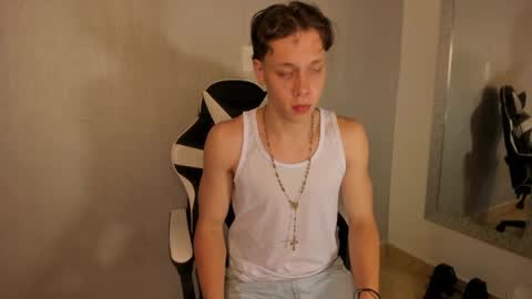 Julius Novachrono  online show from 09-27-25, 08:36