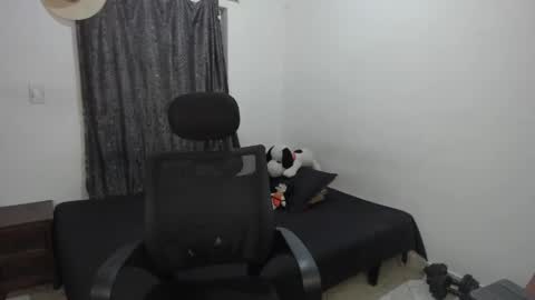 Julius Novachrono  online show from 04-11-26, 12:26