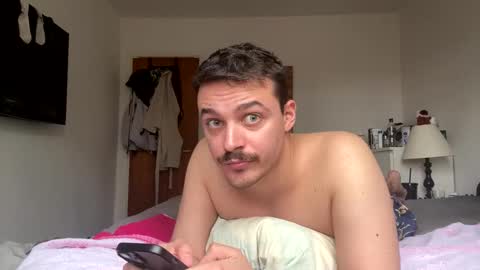 andrea online show from 03-26-26, 01:28