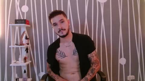 Snapshot of santti_torres chatting on 03-05-25, 04:34 Santy Torres online show from 03-05-25, 04:34