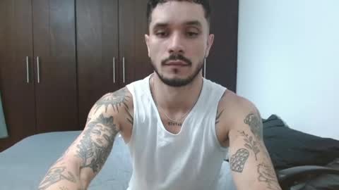Snapshot of santti_torres chatting on 04-30-26, 05:03 Santy Torres online show from 04-30-26, 05:03