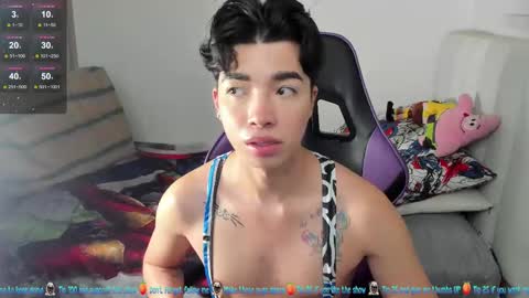 Mr. Santiago online show from 03-01-25, 01:40