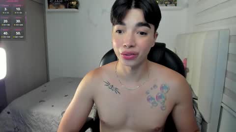 Mr. Santiago online show from 12-14-25, 02:44