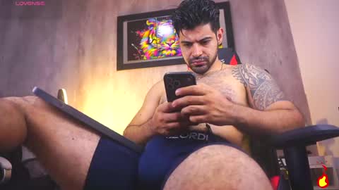 Snapshot of santy_king25 chatting on 05-26-26, 09:49 santiago online show from 05-26-26, 09:49