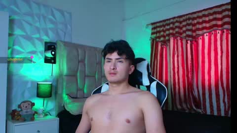 Santyago online show from 01-17-25, 06:54