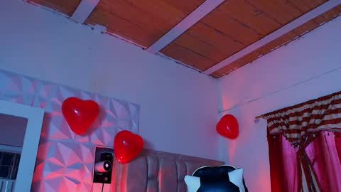 Santyago online show from 02-19-25, 11:04