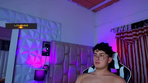 Santyago online show from 03-11-25, 08:20