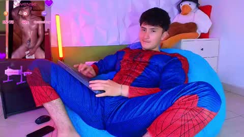 Santyago online show from 10-01-25, 07:09