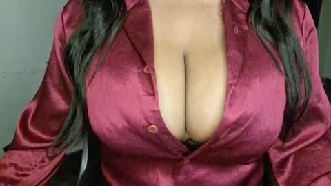 Snapshot of sanvi13 chatting on 02-08-26, 12:41 sanvi13 online show from 02-08-26, 12:41