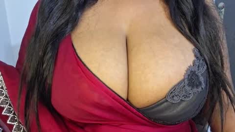 sanvi13 online show from 04-01-26, 01:41