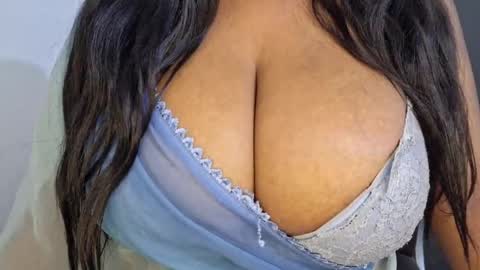 sanvi13 online show from 04-08-26, 12:10