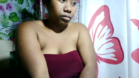 Snapshot of sanyah513 chatting on 07-08-26, 05:39 sanya online show from 07-08-26, 05:39