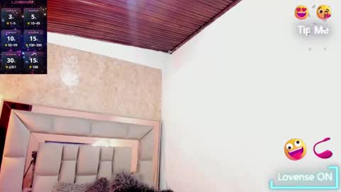 Saori online show from 02-19-25, 12:11