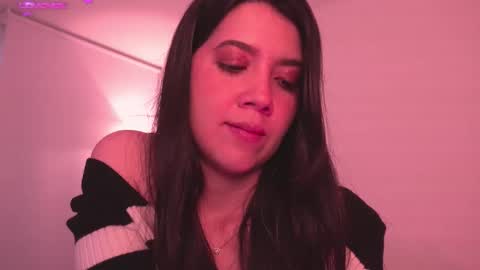 Snapshot of saory10 chatting on 10-20-25, 10:43 S A O R Y 3 online show from 10-20-25, 10:43