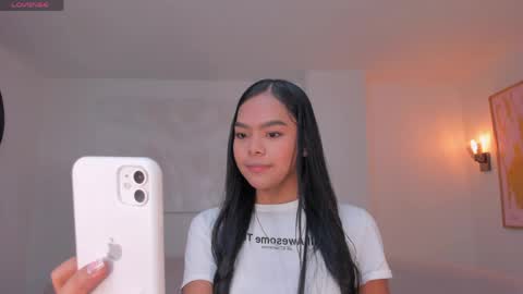 Snapshot of saphirajames chatting on 05-29-26, 02:31 Saphira James online show from 05-29-26, 02:31