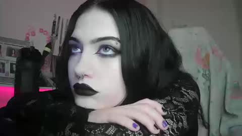 Sapphire online show from 10-11-25, 09:46