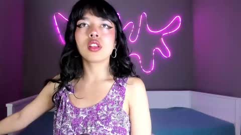 Snapshot of saphyralux chatting on 05-02-26, 10:04 saphyralux online show from 05-02-26, 10:04