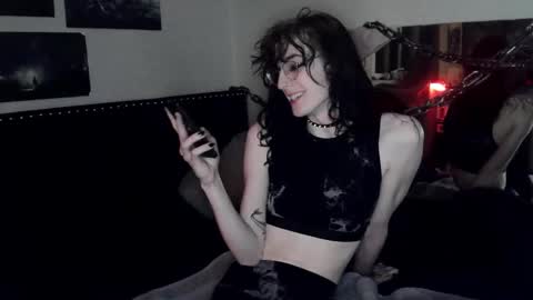 Jade online show from 02-17-25, 03:04