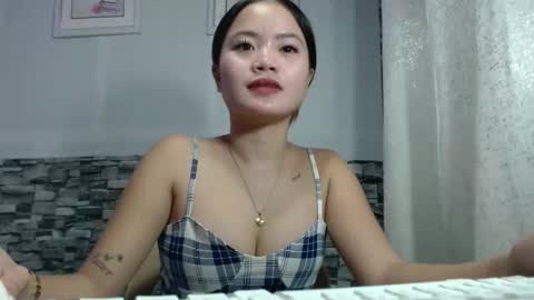 sapphire_amora online show from 12-02-25, 02:34