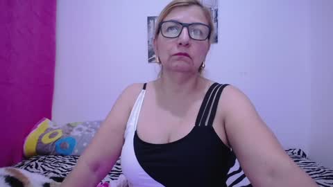 sara online show from 12-24-24, 11:17