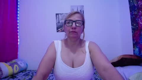 sara online show from 03-10-25, 02:37