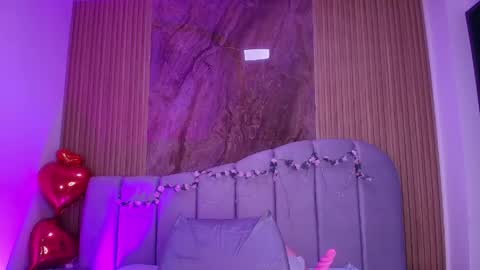 Sara online show from 04-14-26, 12:00