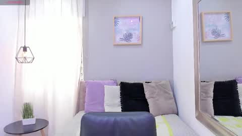    online show from 10-23-25, 12:04