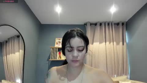 Snapshot of sara__michell chatting on 07-18-26, 11:58 online show from 07-18-26, 11:58