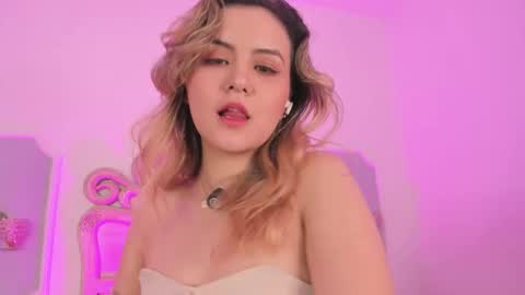 Sara online show from 11-08-25, 03:50