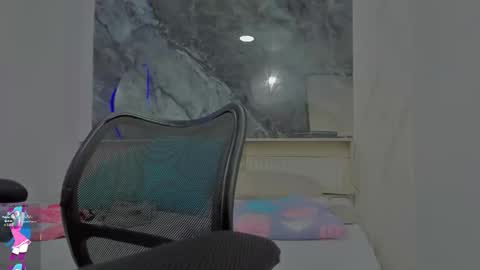 sara allenx online show from 11-30-25, 07:29