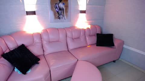 Sara... online show from 01-28-25, 05:54