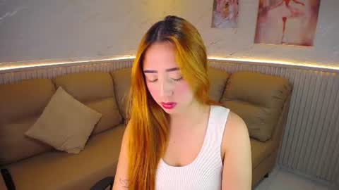 Sara... online show from 08-04-26, 01:25